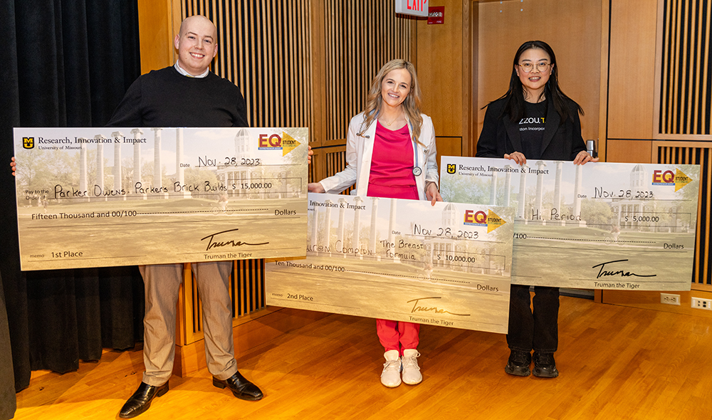 Left to right: Parker Owens, Lauren Compton and Jia Wu