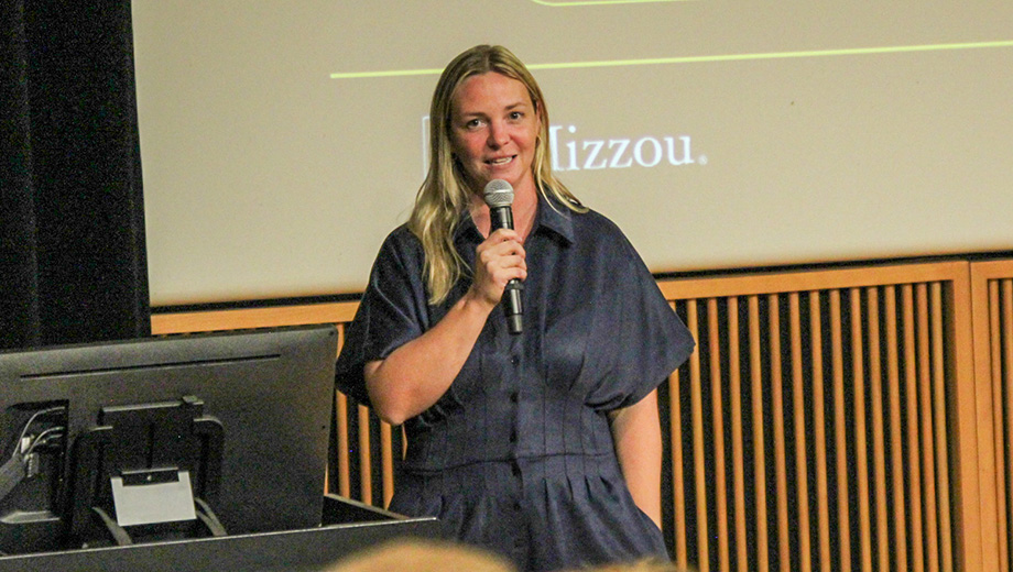 Kelsey Raymond presents