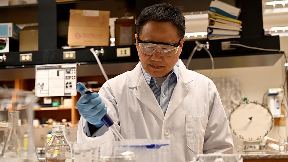 Baolin Deng in his lab